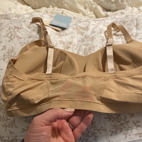 NWT True & Co Bra- True Body Lift- size medium - Picture 7 of 10